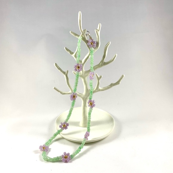 beaded daisy chain choker - Picture 3 of 4